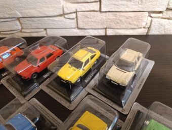 Autíčka modely Škoda, Tatra, Aston Martin, Maserati 1:43. - 6
