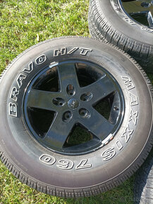 Sada Jeep Wrangler R17 5x127 Maxxis 265/70/17 - 6