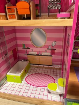 Velký domeček pro barbie - 6
