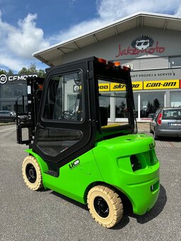 Nový - Vysokozdvižný vozík UN FB25, 2.5t, AKU Lithium, celok - 6