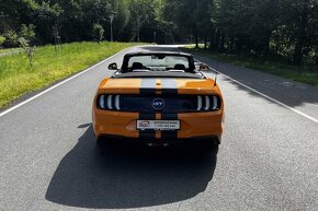 Ford Mustang GT 5.0 V8 cabrio – autopůjčovna - 6