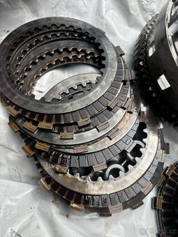 Spojka na Yamaha R1 04-06 Rn12 - 6