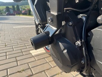 Yamaha FZ6 S2 najeto jen 15 tis km - top stav - 6