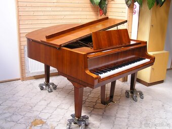 Prodám klavír zn. Petrof mod. IV. - 6