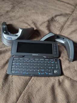 Nokia9300i - 6