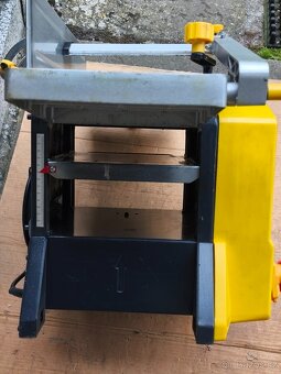 Prodám Hoblovku s protahem POWERPLUS X204 -1500W. - 6