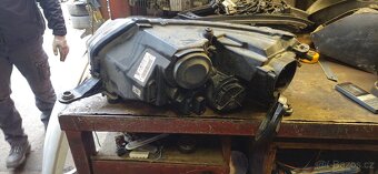 Prave predni svetlo xenon skoda rapid 5jb941016a - 6