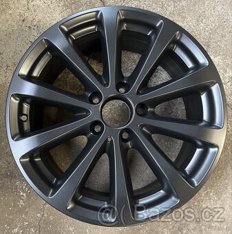 Kola Mercedes Benz 17 - 6