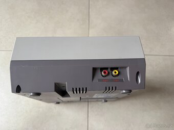 Nintendo Entertainment System "NES"-NESE-001 - 6