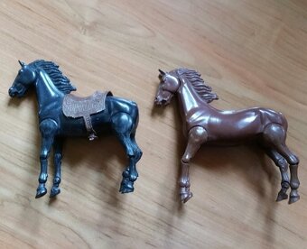 Gumoví vojáčci DDR,Kovbojové,indián a koníci a minizvířátka - 6