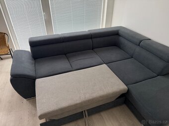 ROHOVÁ SEDAČKA - 6