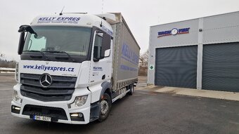 MERCEDES ACTROS 4X2 - 6