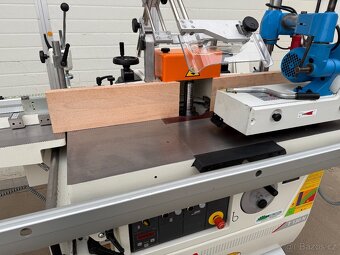 spodní frézka SCM T 130 N + podavač mat. MASTERWOOD VARIO4R - 6