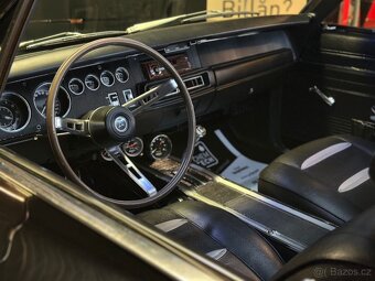 Dodge Charger RT 1968 - 6