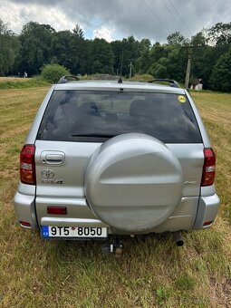 Toyota Rav 4 2,0 VVT -i 110 KW r.v.2003 - 6