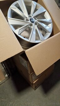 Original Alu Škoda 5x100 r17 - 6