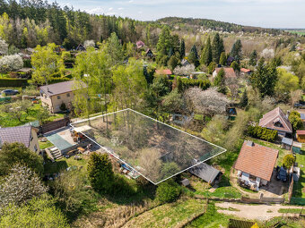 Stavební pozemek s chatou - Psáry - 6