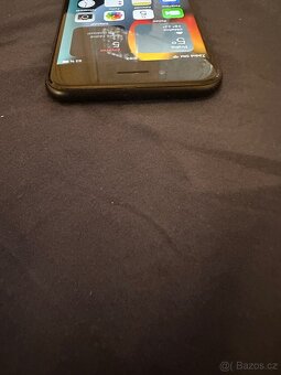 Zánovní iPhone 7 32GB Black - 6