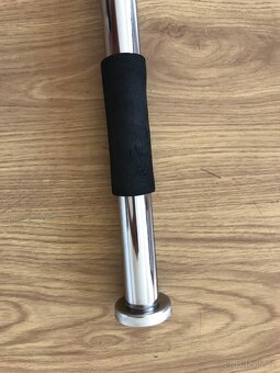 Hrazda do dveří - 6