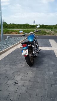 Suzuki VS 800 Intruder - 6
