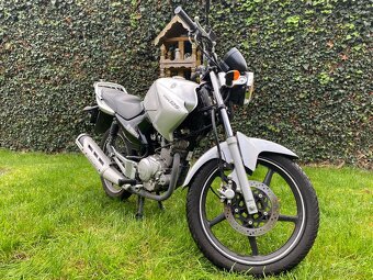 Yamaha YBR 125 2012 - 6