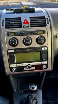 VW Touran 1.9 Tdi, 105 PS, r.v.2007 Facelift,194 tis km - 6