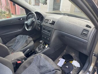 Škoda Yeti 2.0 tdi 81 kw - 6