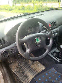 Ocravia tour 1.9TDI 74 kw - 6