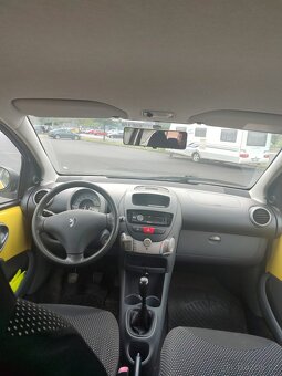 Peugeot 107, 1.0i,Super stav STK ještě rok - 6