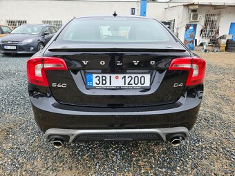 VOLVO S60 2.0 D4 133KW 2015 R-DESIGN - 6