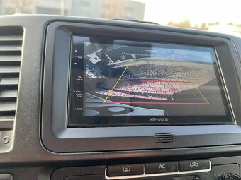 Pěkný  VW T5  Transporter  103 kw Long 2011 poctivých 275tis - 6