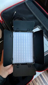 Set 2 LED + baterie,stativy,brašna - 6