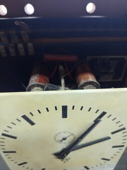 Kyvadlové hodiny - 6