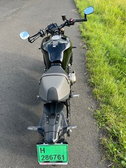 Yamaha xsr 900 - 6