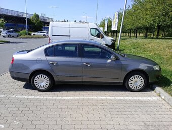 Volkswagen Passat (B6) 1.6 FSI - 6