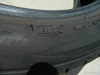 235/45 r19 95w 2ks letní 6,5mm - 6