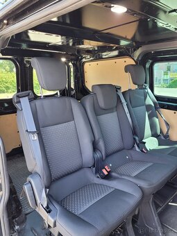 Ford custom sport - 6