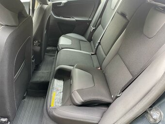 Volvo XC60 2.0 D3 Automat 5válec - servisní kniha - 6