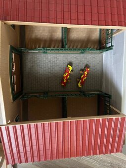 Schleich stáj a koníci - 6