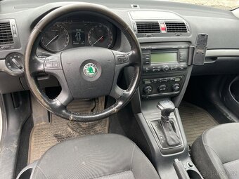 Škoda Octavia 1.6 i DSG automat - 6