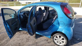Peugeot iOn 2012 - 6