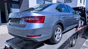Vůz na náhradní díly Škoda Superb 3 sedan 2017 CRLB SGG LF7M - 6