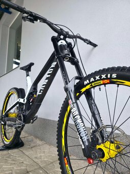 Downhill kolo Canyon Sender CF 9.0 Team Carbon 2018 27.5" - 6