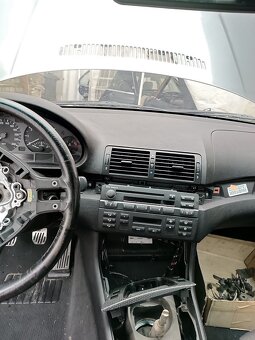 prodám BMW e46 Compact 318ti /2003 - 6