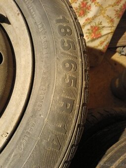 Pneu s plechovými disky 185/65 r14 z Fiatu - 6