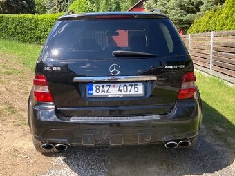 MERCEDES ML 63 AMG - 6