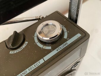 Radiomagnetofon Sony CF-160L, rok 1975 - 6