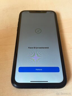 Iphone xr - 6