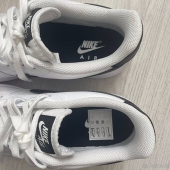Nike Air Force 1'07 bílo-černé – skvělý stav - 6