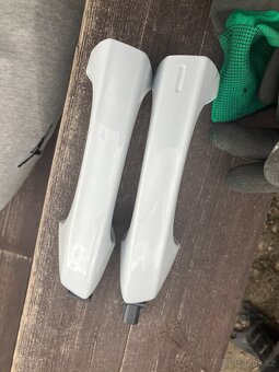 vnejsi klika dveri leva strana VW - 6